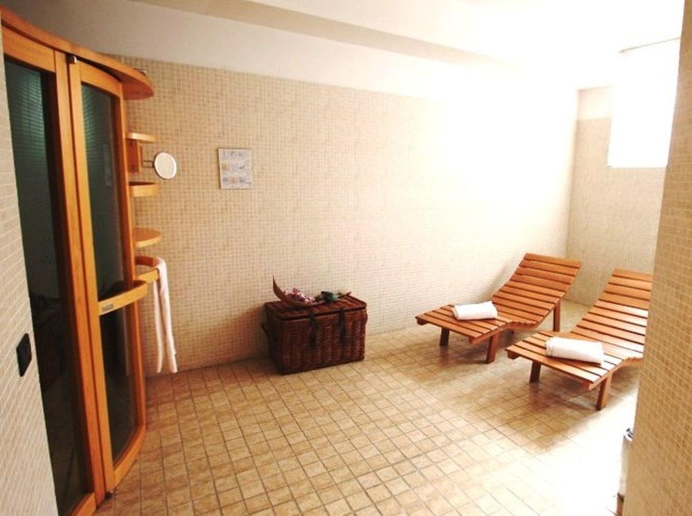 Mh Hotel Piacenza Fiera Екстер'єр фото