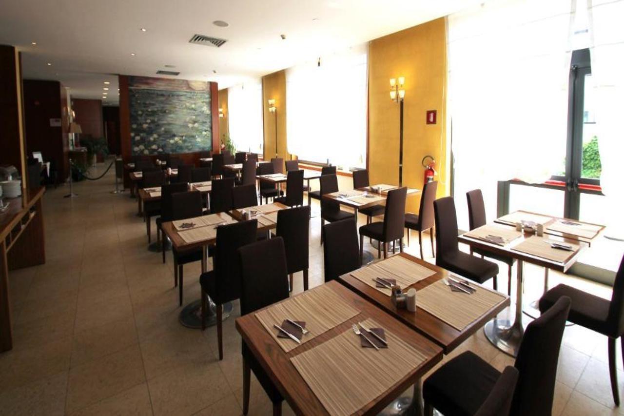 Mh Hotel Piacenza Fiera Екстер'єр фото