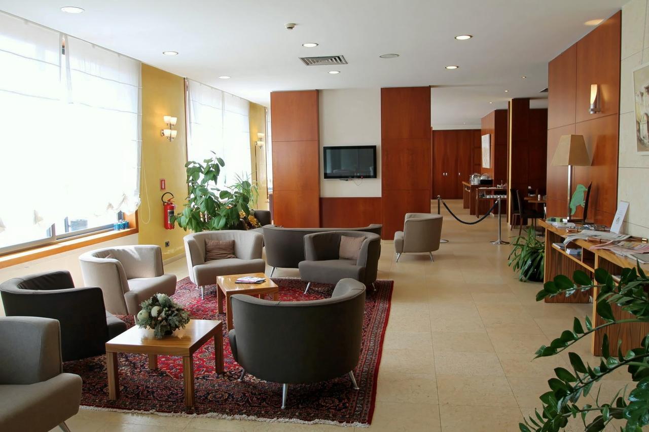 Mh Hotel Piacenza Fiera Екстер'єр фото